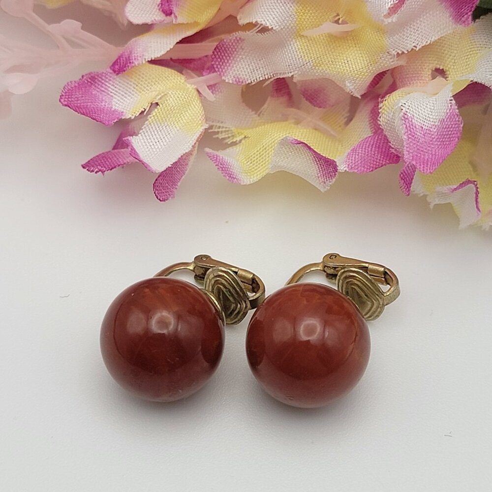 Castlecliff Brown Marble Lucite Ball Stud Earrings 15mm Clip-On Vintage Signed